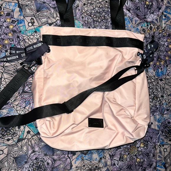steve madden tote/small duffle bag - Picture 2 of 3